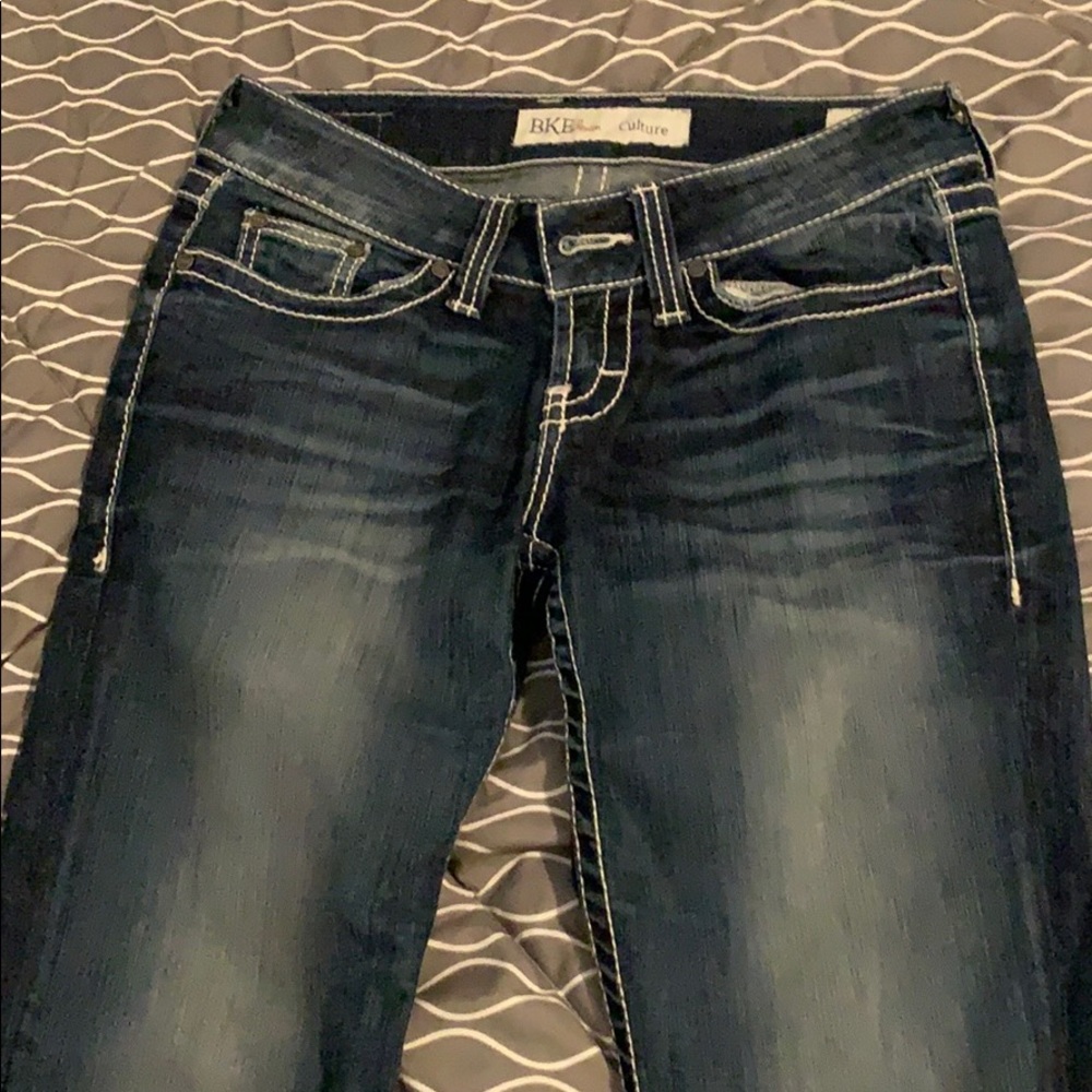 BKE JEANS 28R “Culture”